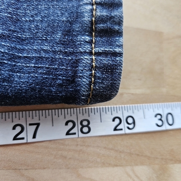 L.L. Bean Womens Classic Fit Blue Jeans Sz 16 - Picture 9 of 11